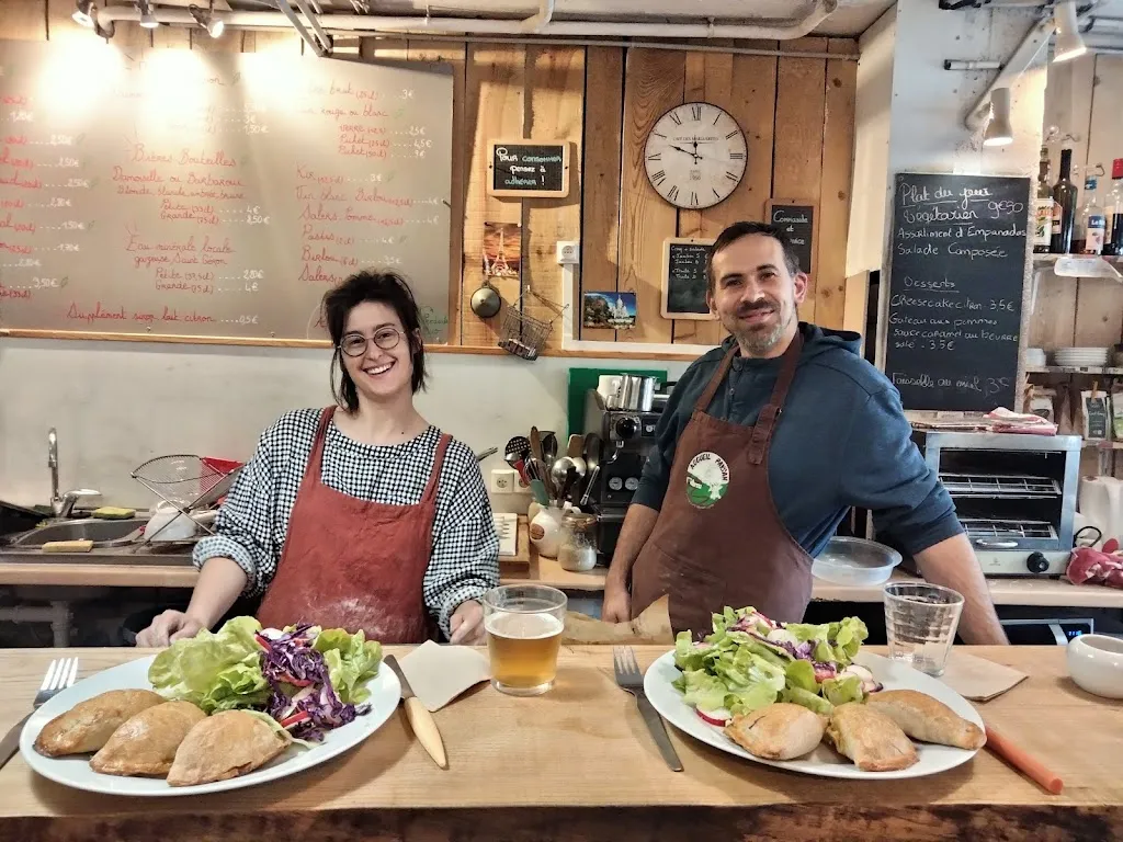 Amelie Girard_La Clef_Brioude_review