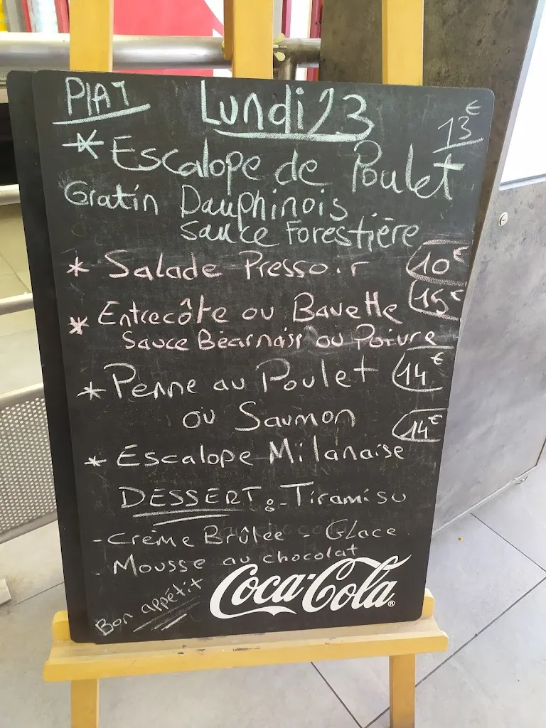 Bar du pressoir restaurant in Vernouillet