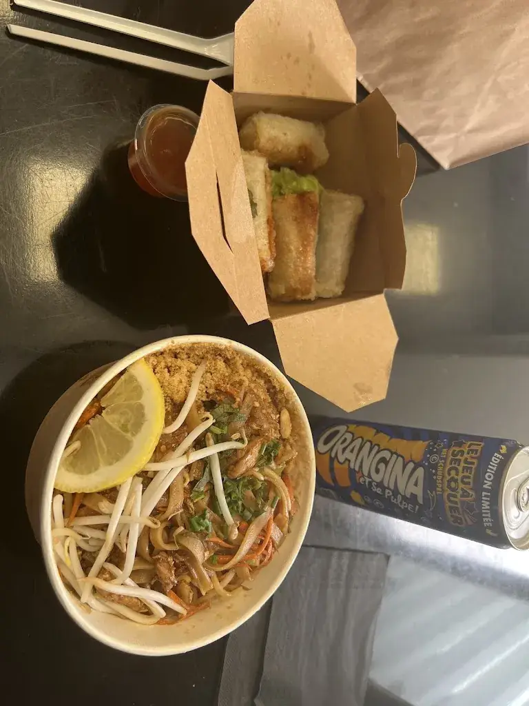 Firat Pekgoz_La Fabrique à Sushi_Vernouillet_reseña