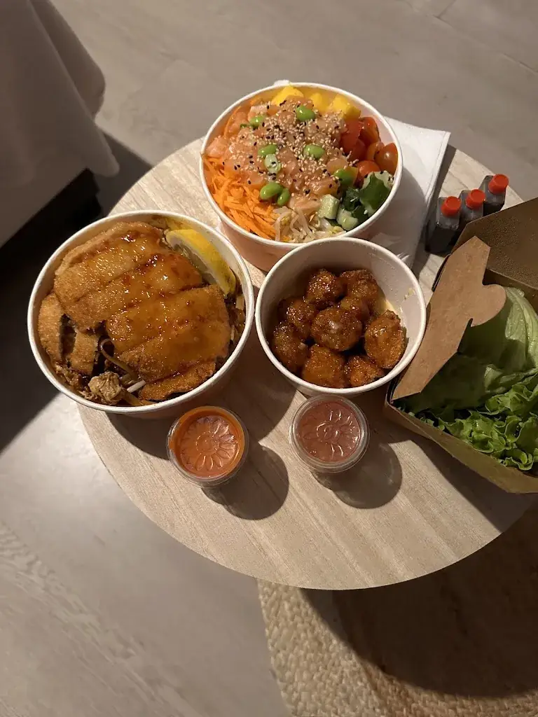 Lilly Zhaïr_La Fabrique à Sushi_Vernouillet_reseña