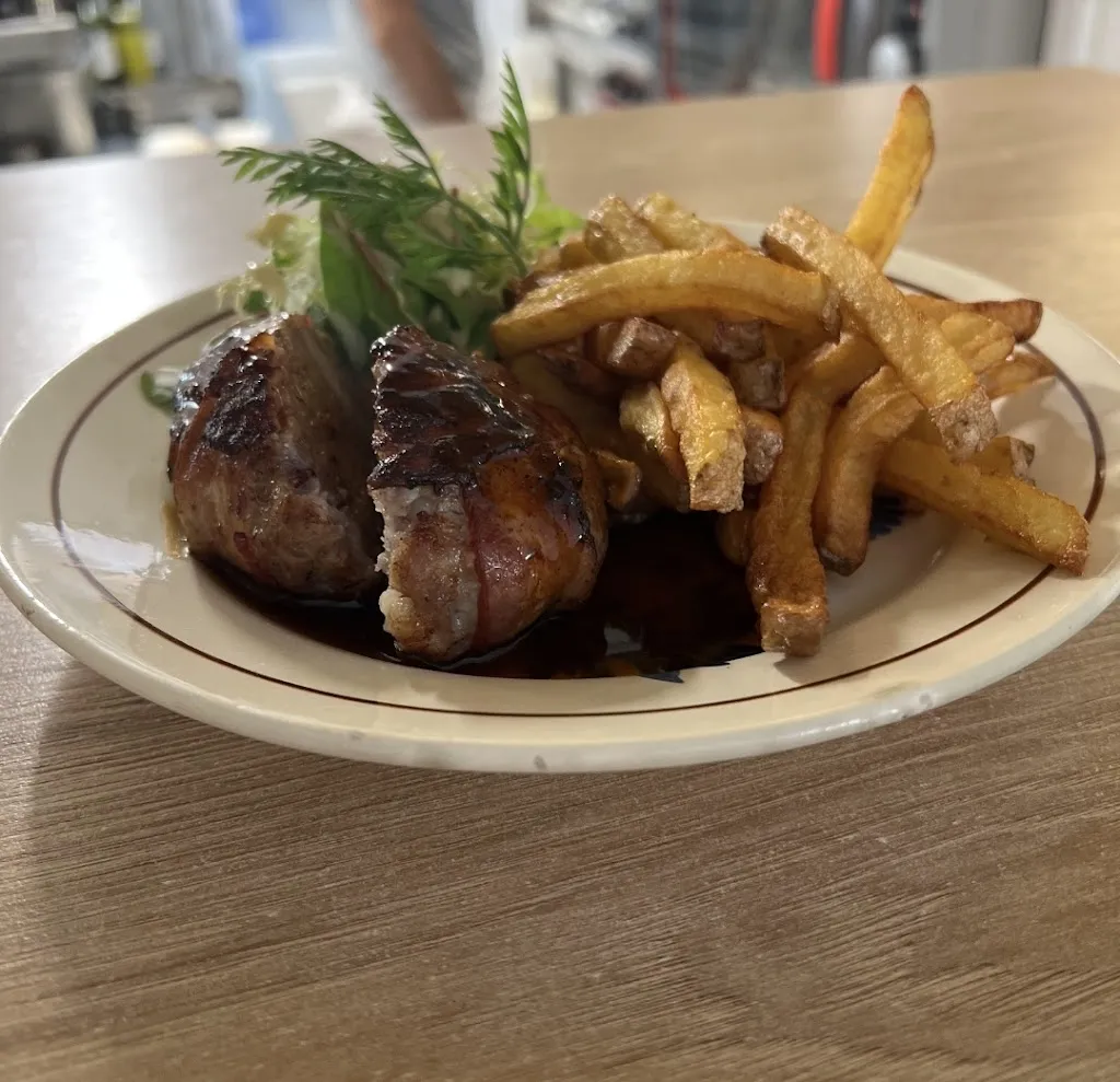 Restaurant Emilie Dame Biscuit_Vovéens_slider_image_2