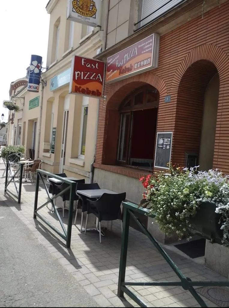 Fast Pizza restaurant à Voves