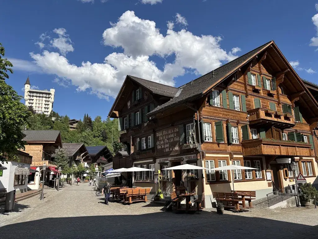 Sébastien P_Rössli_Gstaad_review