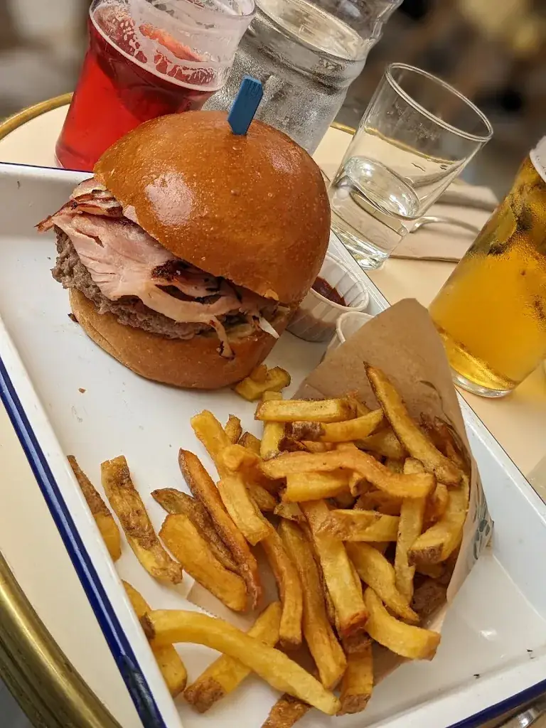 Victor Davidenko_Le Tablier_Troyes_review