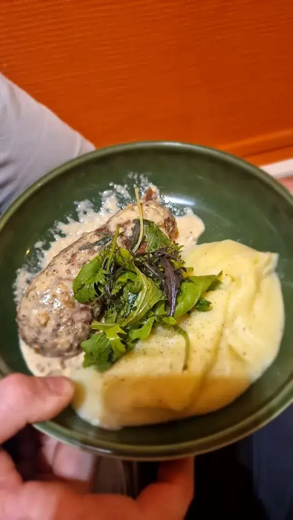 Zhyna Williams_Octave_Troyes_review