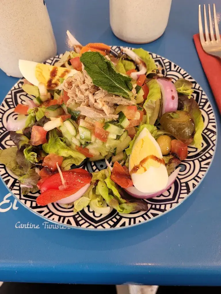 Julia Acerbi_El Majless_Troyes_Bewertung