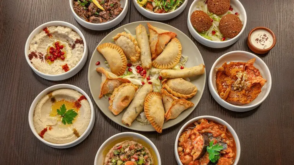 LES TROYES LIBANAIS_Troyes_slider_image_3