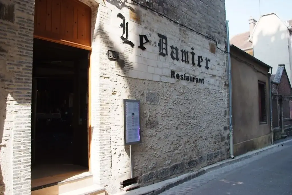 Le Damier_Troyes_slider_image_1