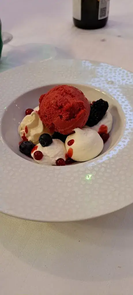 Joost van de Konijnenberg_Pierre & Clement_Troyes_avis