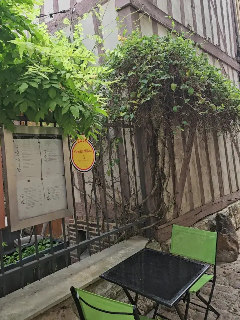 Pierre & Clement_Troyes_slider_image_2