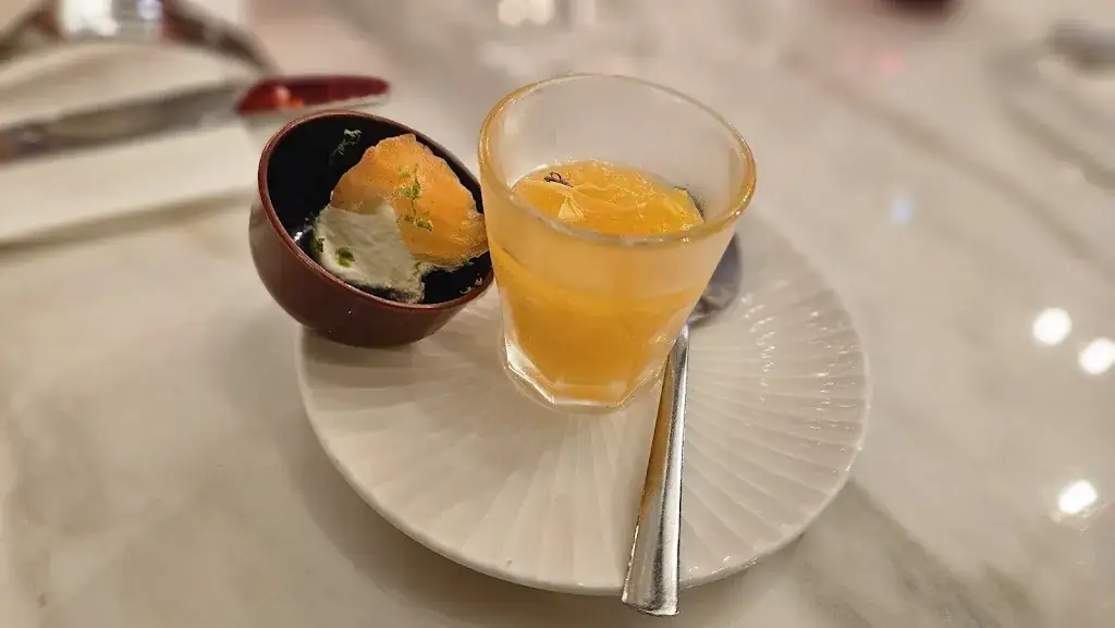 Pierre & Clement_Troyes_slider_image_3