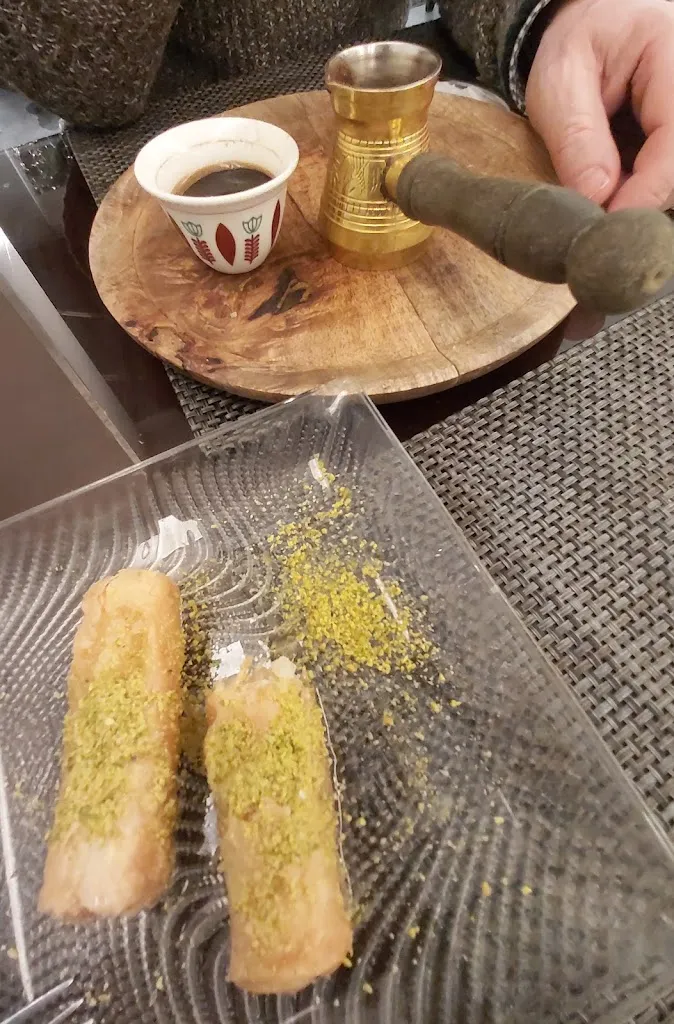 Sue Mercer_AU LIBANAIS (Troyes)_Troyes_recensione