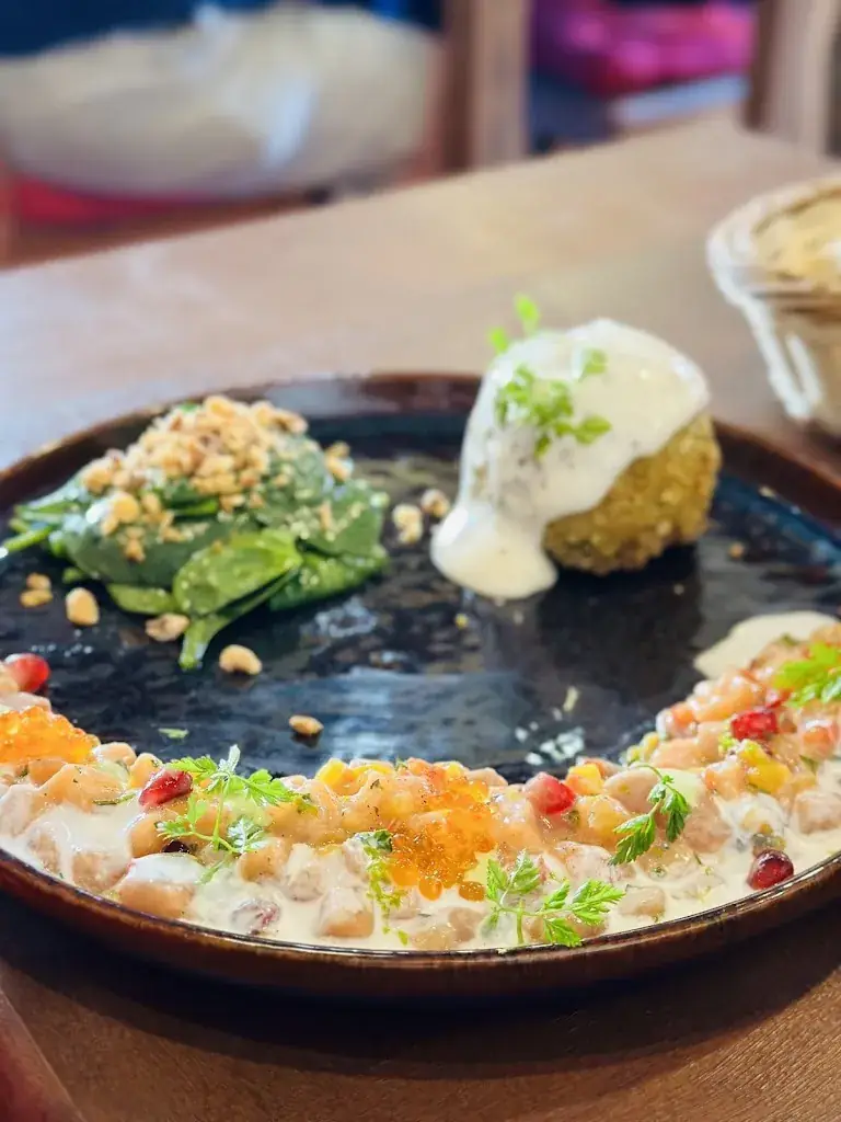 Eunice Ilia_Bodega Bonifacio_Bonifacio_review