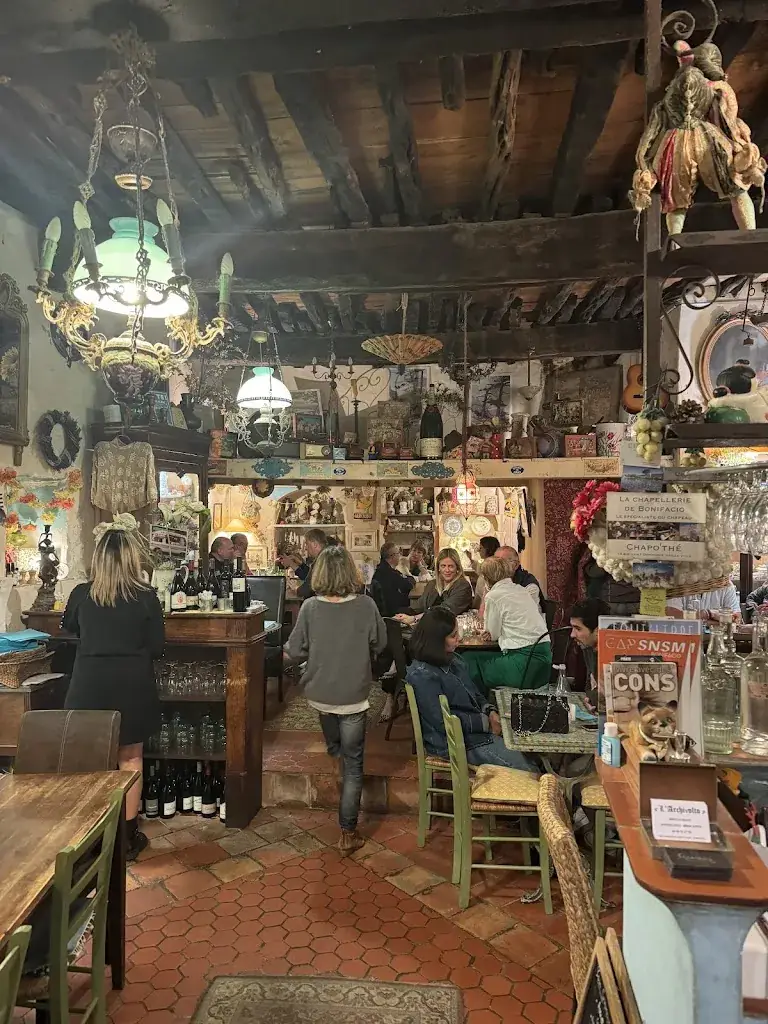 Freddy Villa_L'Archivolto_Bonifacio_reseña