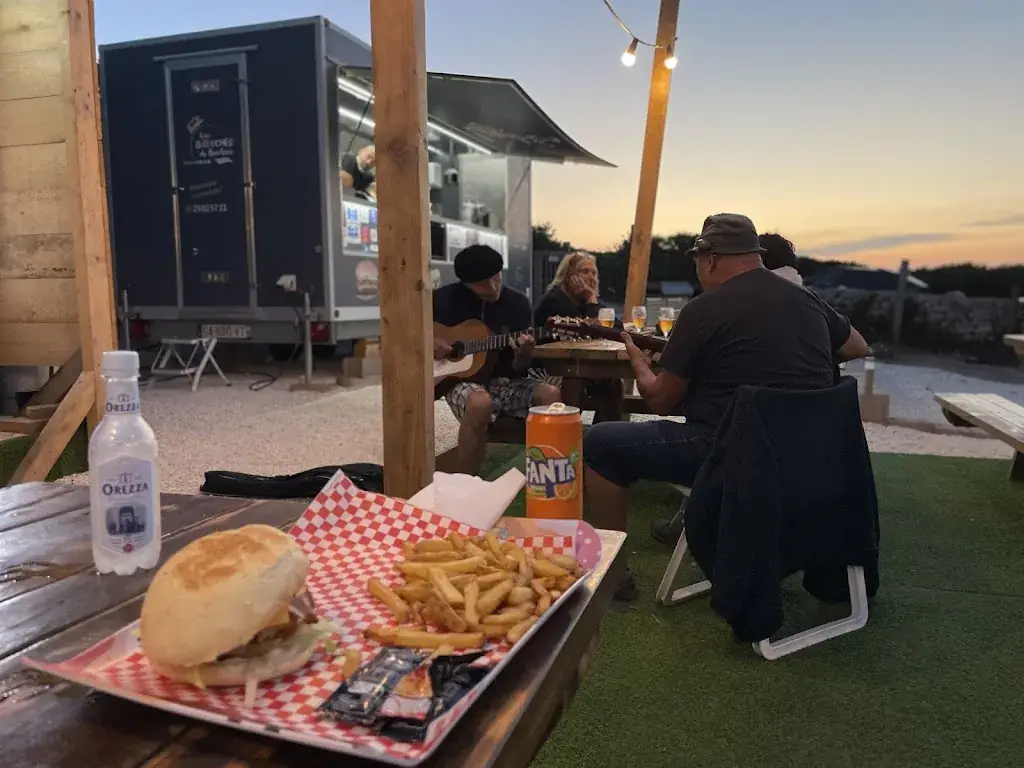 Andreas Hinterschweiger_Les Bouches de Bonifacio_Bonifacio_review