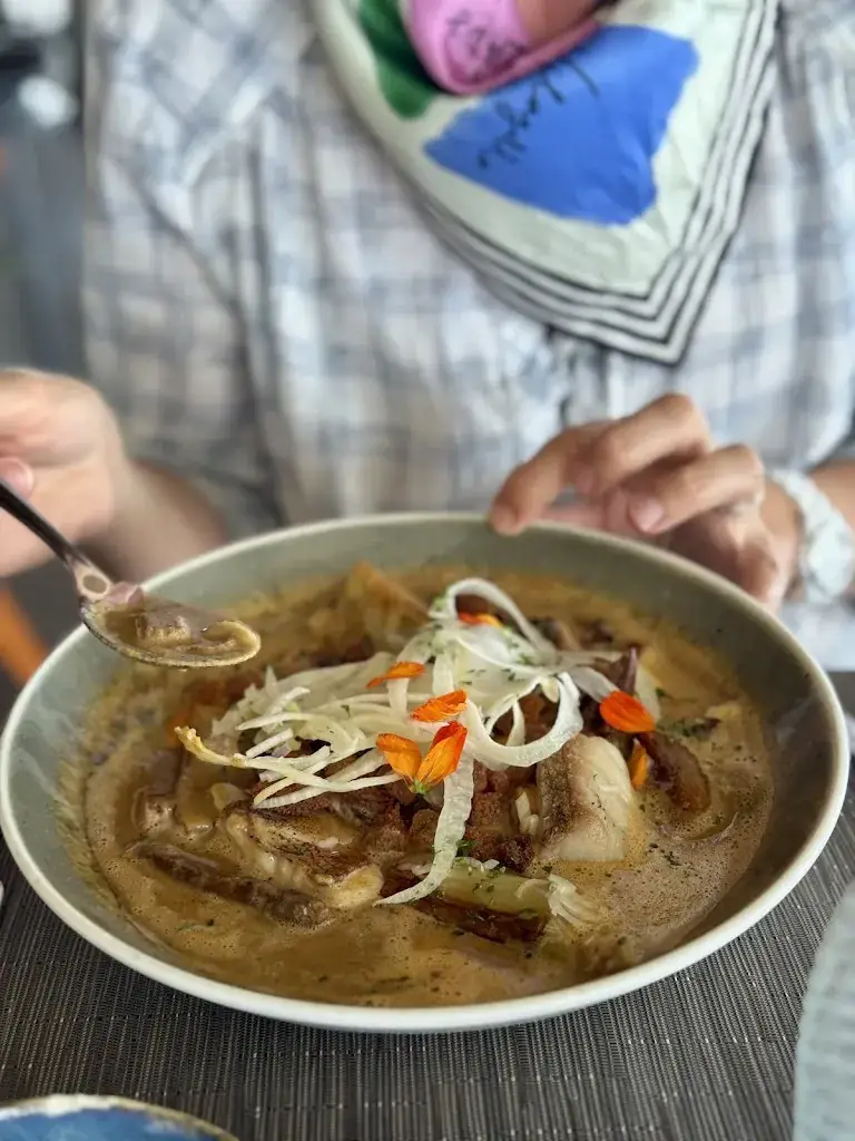 Arturas Overas_Restaurant Aux Coquillages de Diana_Aléria_review