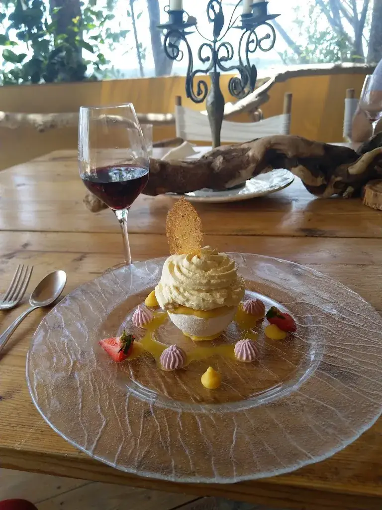 Giedre Mileryte-Steffensen_Restaurant Veni e posa lieu unique en corse Aleria_Aléria_review