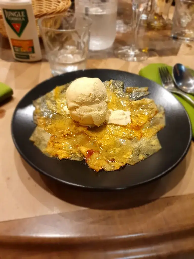 Tamara Verheij_L'Empereur_Aléria_review