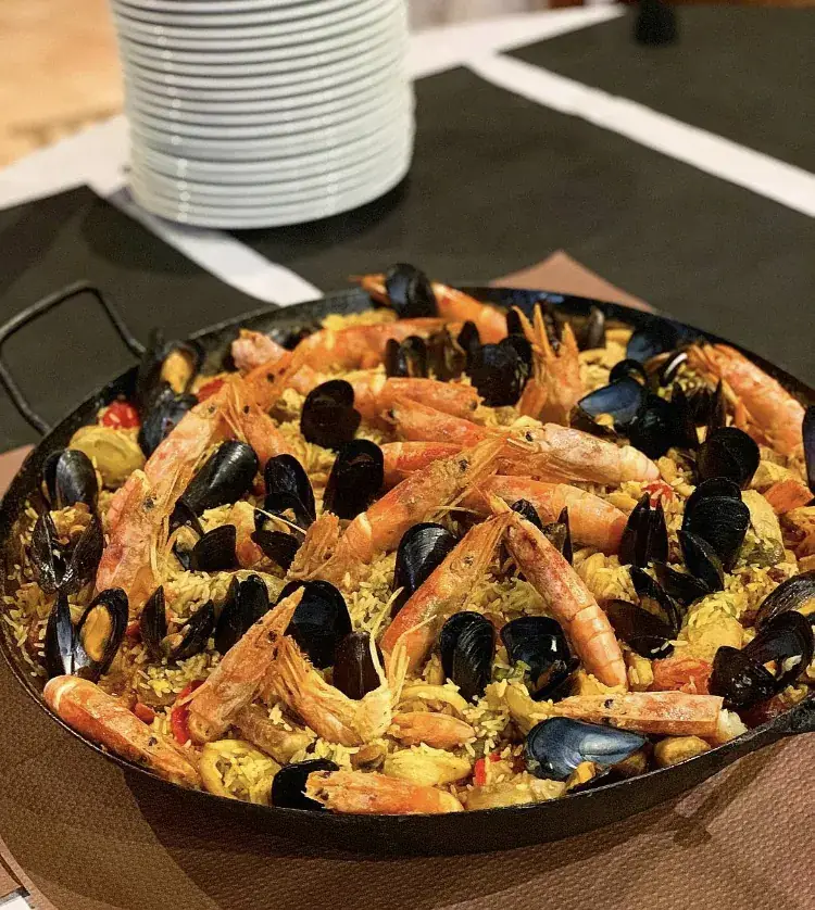 Hôtel Restaurant LE BANANA'S_Aléria_slider_image_3