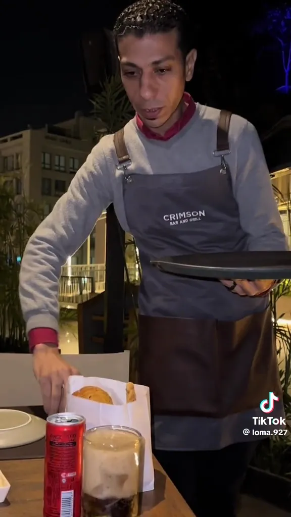 Crimson Bar & Grill_Egypt_slider_image_2