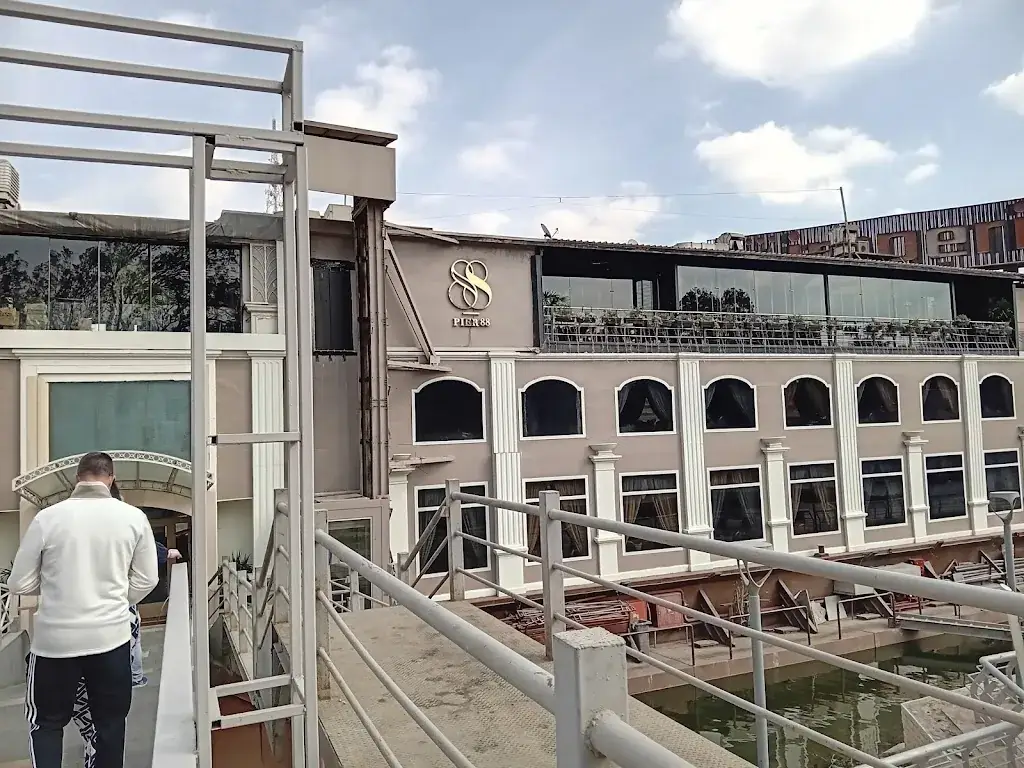 Anthony Sutcliffe_Pier88 Nile River_Egypt_review