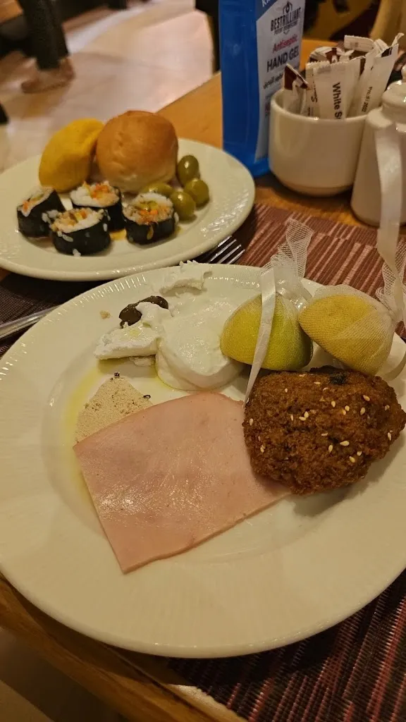 Menu_Esplanade Cafe Restaurant_Egypt_image_5