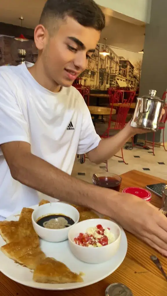 Eish + Malh_Egypt_slider_image_2