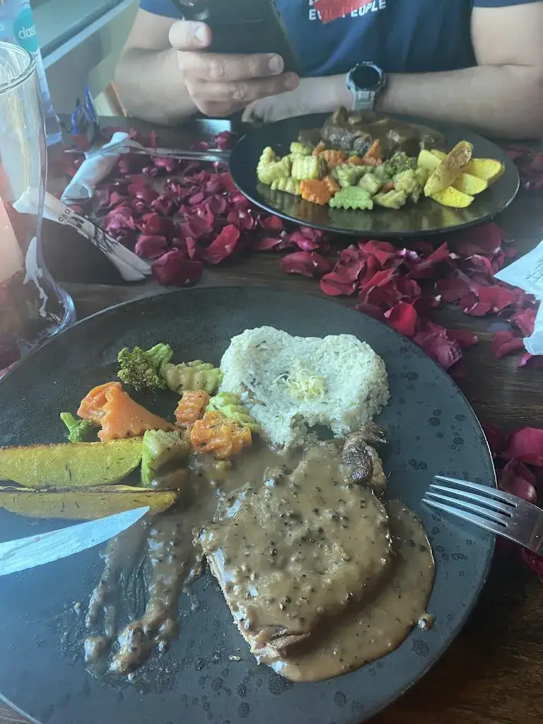 Menu_Tree Lounge Cairo Tower Branch_Egypt_image_3