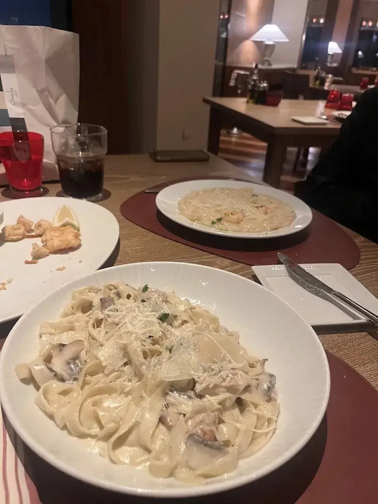 Austin Wu_Pane Vino_Egypt_review