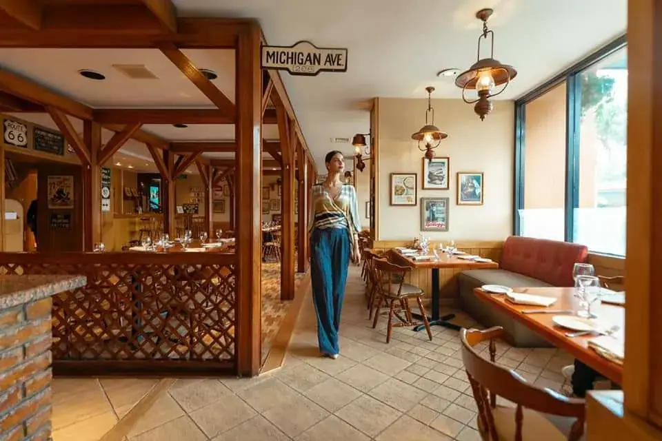 Roy's Smokehouse restaurant in Egypt