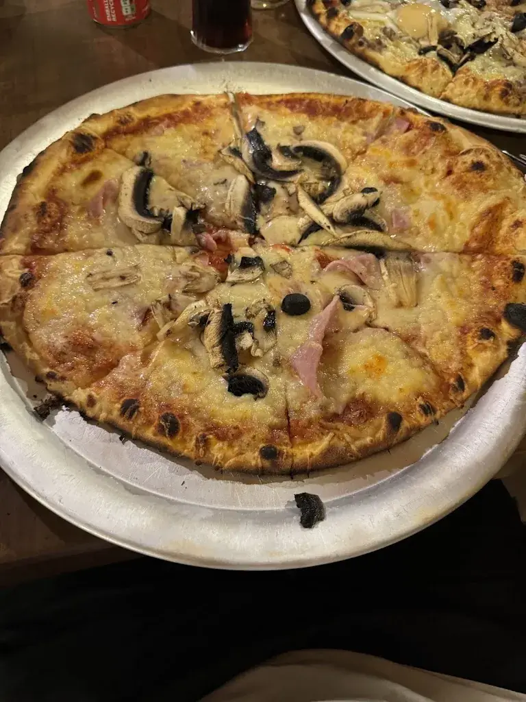 Pizzanotte_Calenzana_slider_image_3