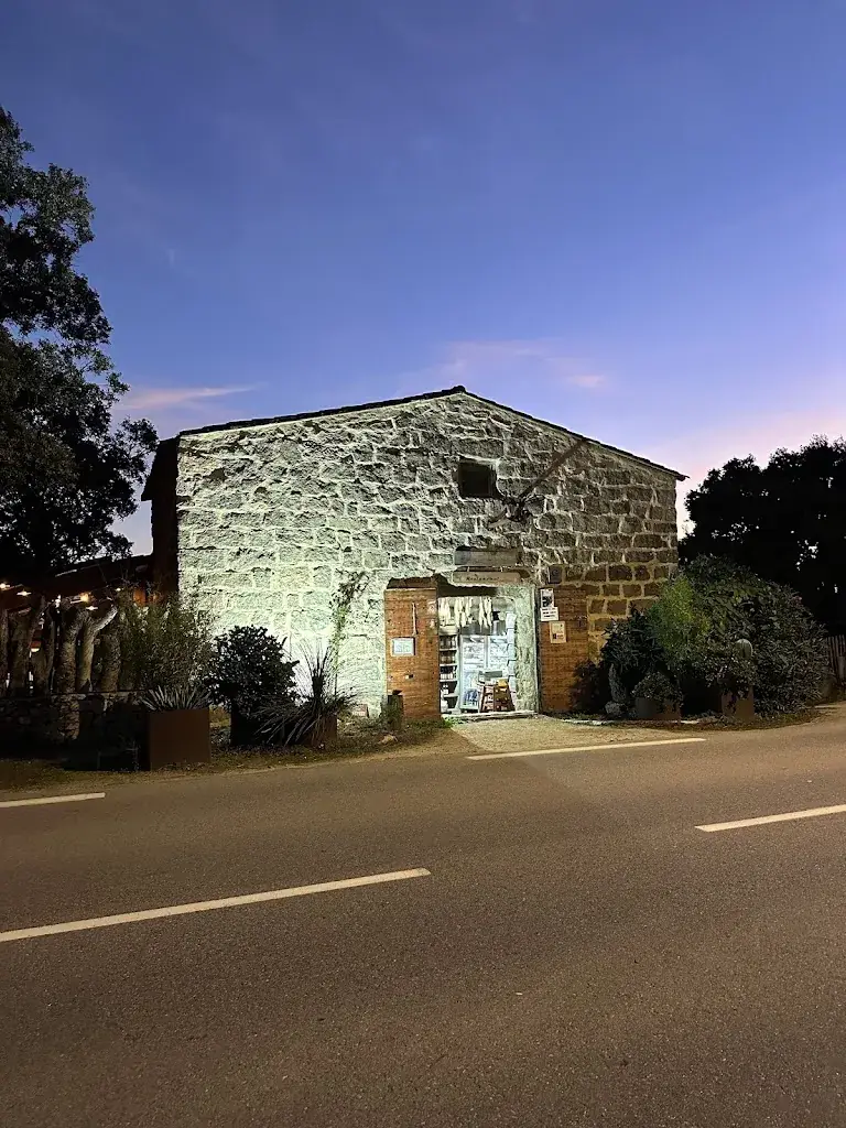 Mahbod_The Sheepfold of Acciola_Sartène_review