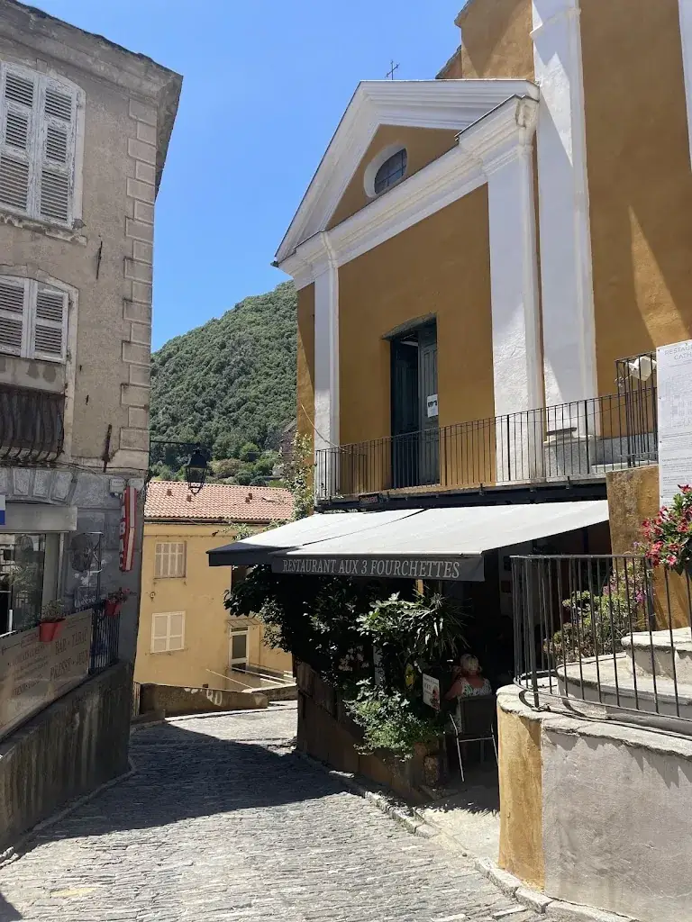 David Manly_Restaurant Les Trois Fourchettes_Cervione_review