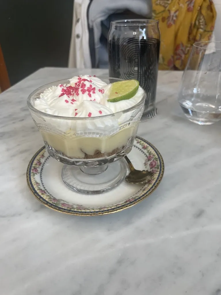 René Bihannic_Melting Pot_Champ-sur-Drac_review