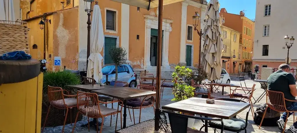 Bistrot Canaille_Ajaccio_slider_image_1