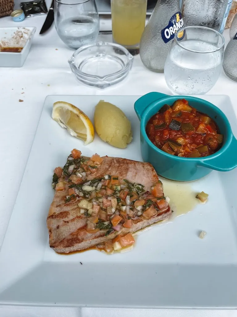 Elle_Restaurant Chez Pech_Ajaccio_review