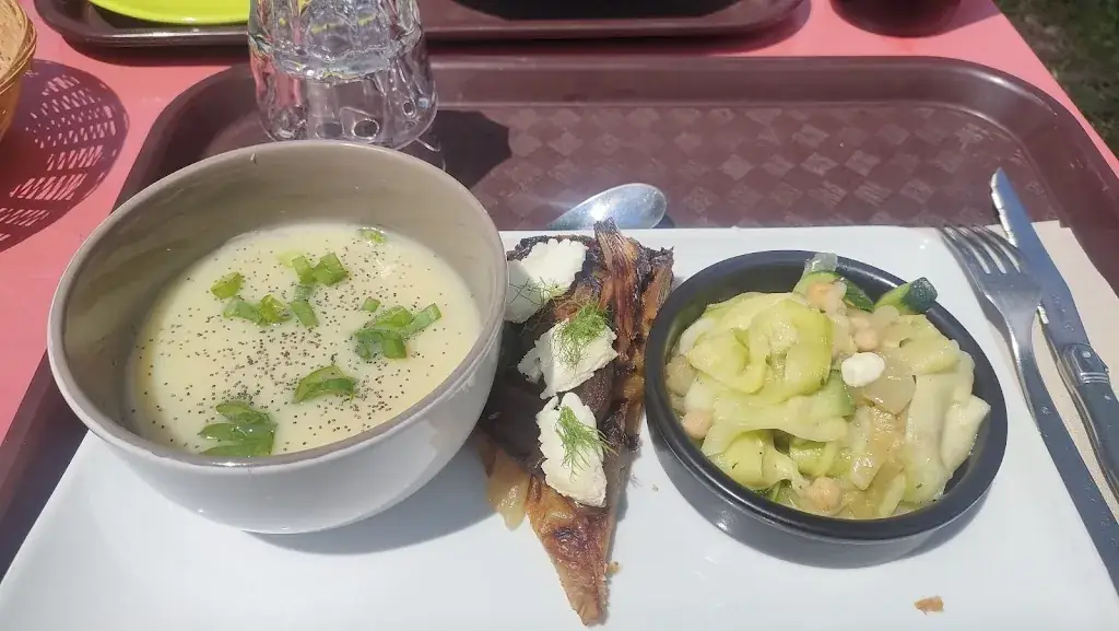 Morgane Ey_Resto Cantine Ribamboule_Chabeuil_review