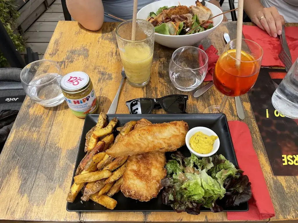 Max Stöhr_Brasserie Le 1910_Ajaccio_avis