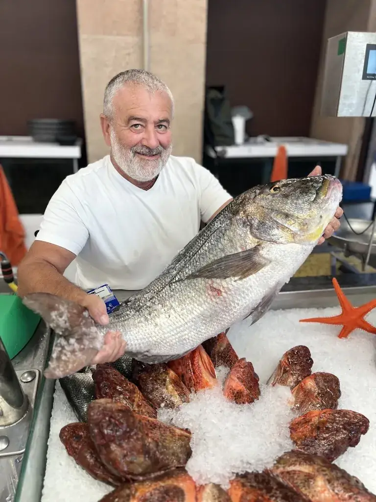 Le poséidon Balthazar Gonzalez x Chef Lambert_Ajaccio_slider_image_2