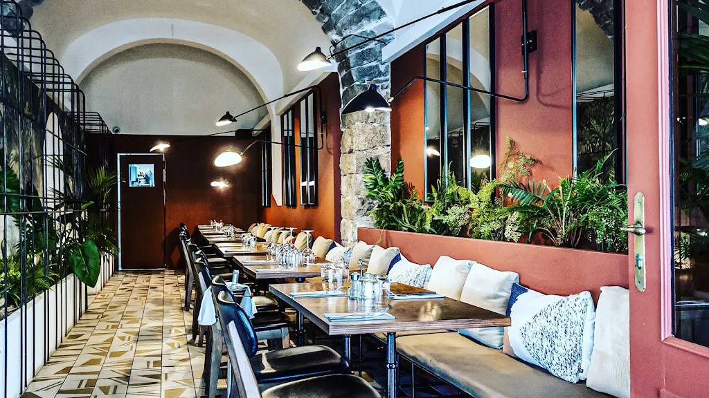 Brasserie Prova_Ajaccio_slider_image_1