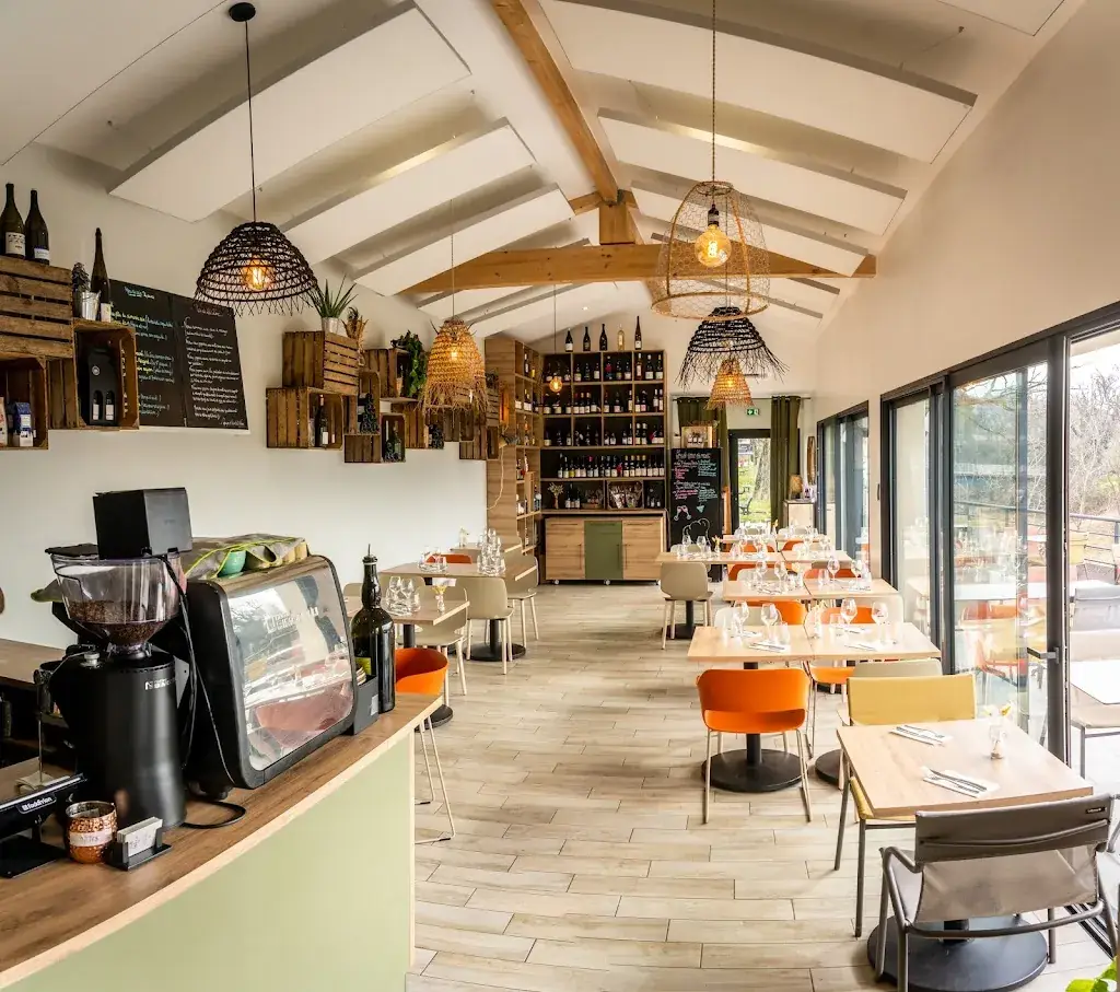 ici et là Restaurant & Caviste à Chabeuil restaurant in Chabeuil