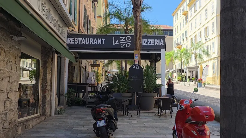 Le 2020 restaurant in Ajaccio