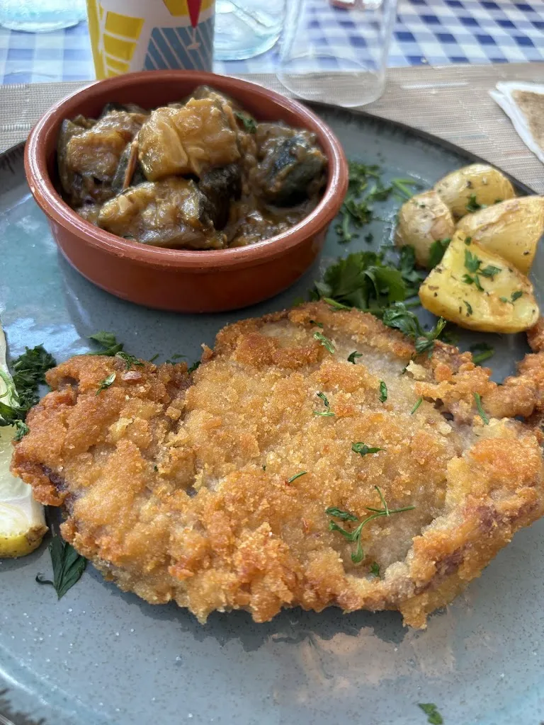 Aux Deux Cloches_Cargèse_slider_image_3