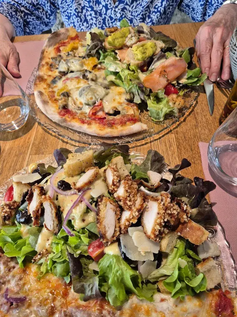 Le café de la poste chez Nico_Chabeuil_slider_image_3