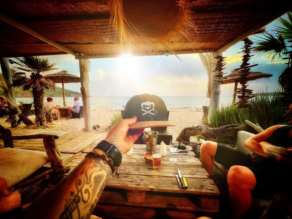 Schlosshoger Pirat_Paillotte A Piaghja_Cargèse_review