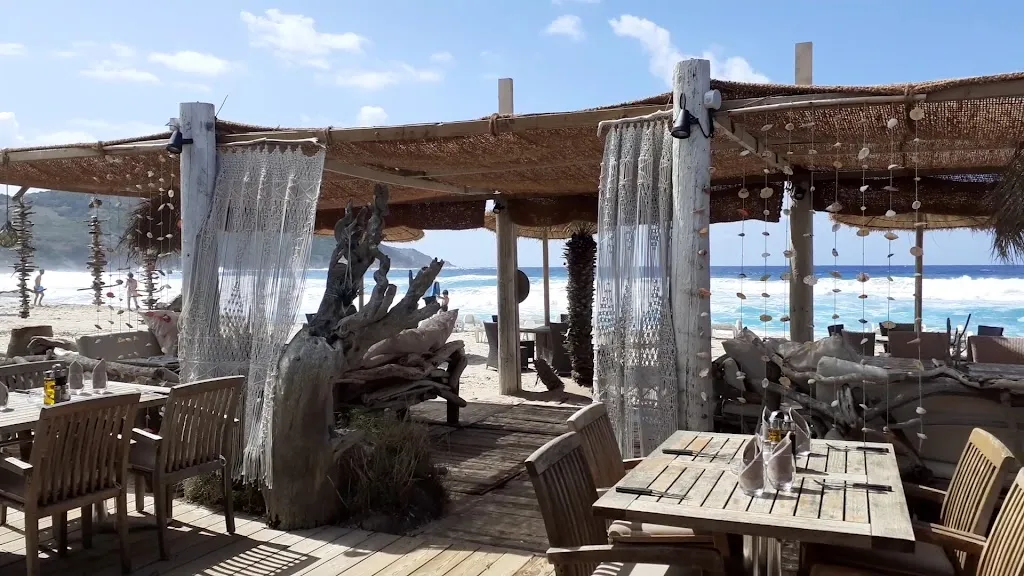 Paillotte A Piaghja_Cargèse_slider_image_2