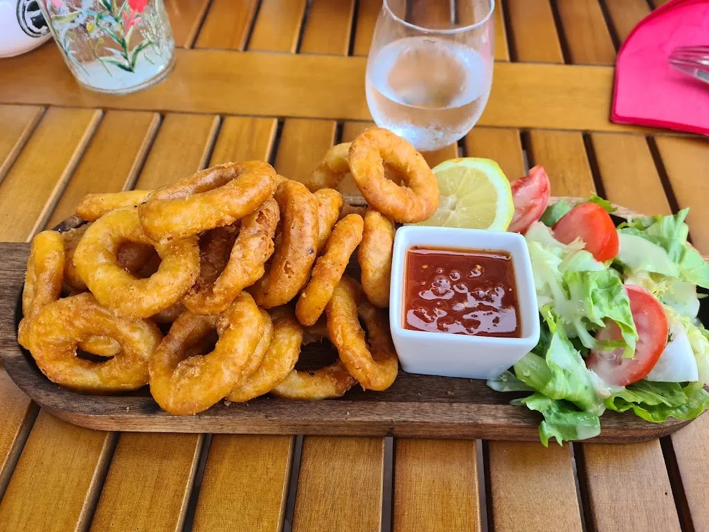 Cristhian Rafael Lopes_A Cantina_Cargèse_review