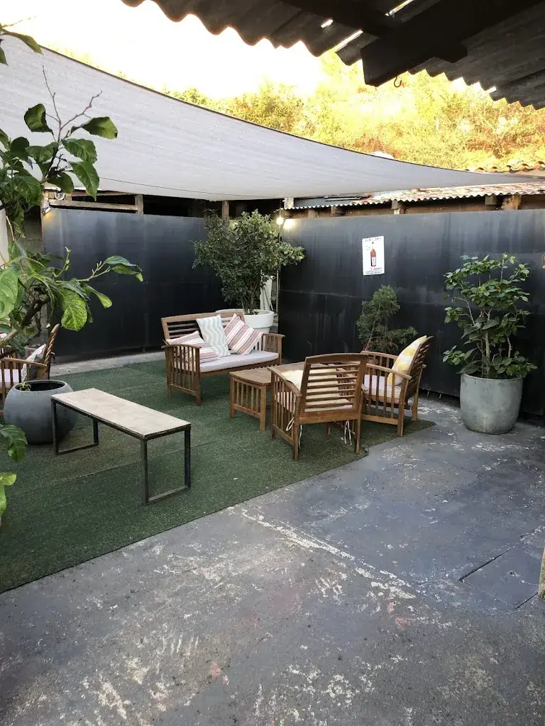 Miguel Tahoces_Le Serenu_Cargèse_review