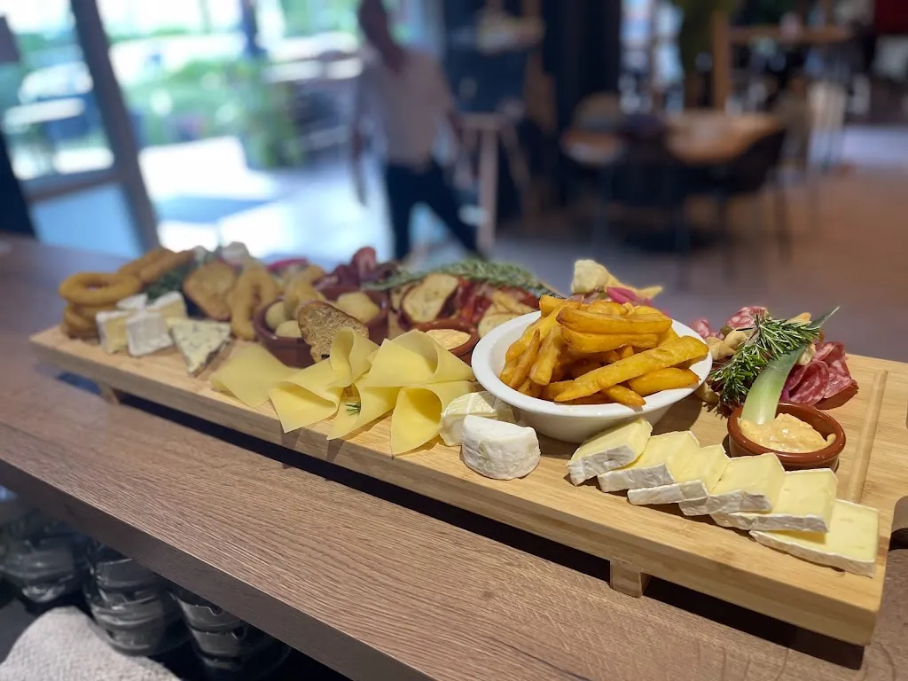 La Frégate_Chabeuil_slider_image_2