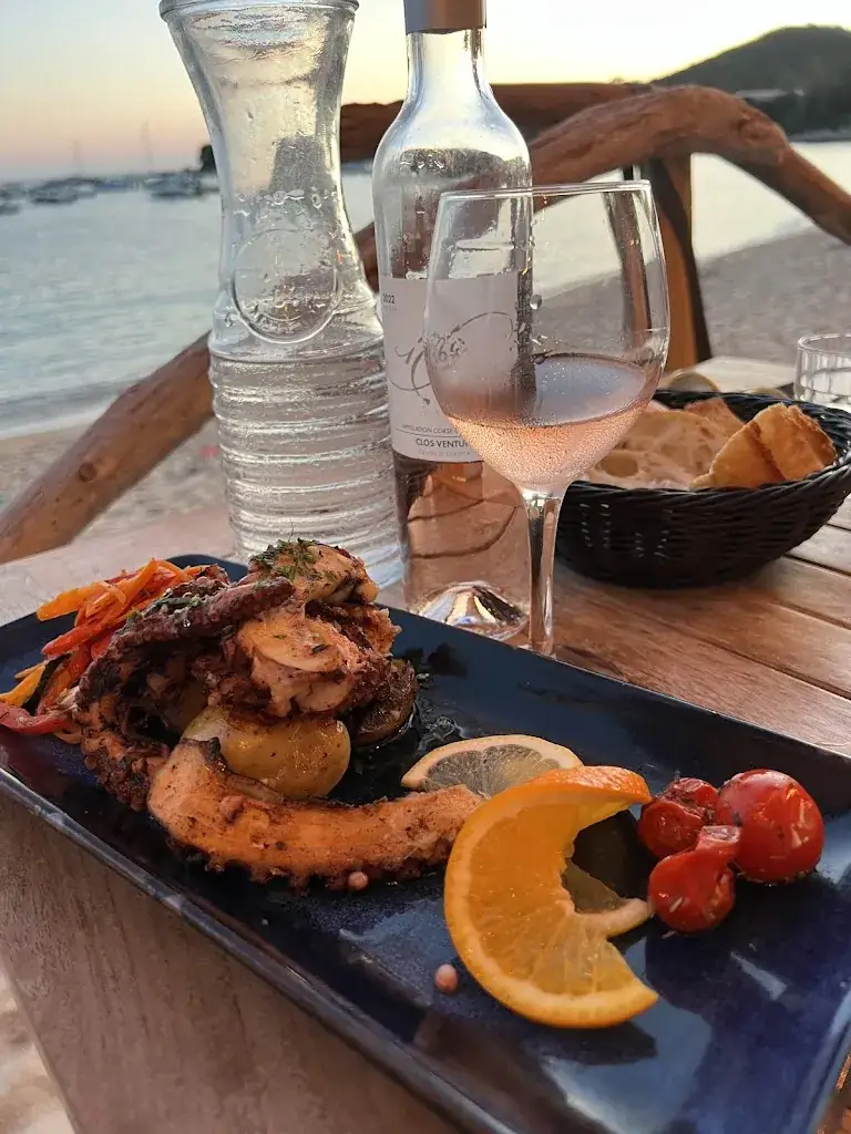 Panos Kakaviatos_Paillote Casa Médea_Pietrosella_review